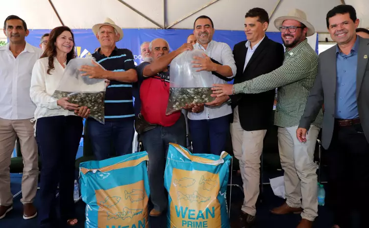 INCLUSÃO PRODUTIVA ][ Governo do Tocantins entrega 80 mil alevinos em Palmas